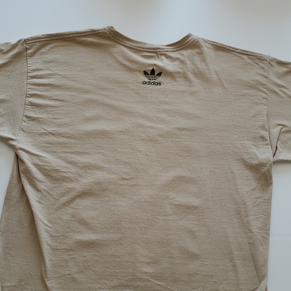 Adidas Graphic Tee - Picture 5 of 5